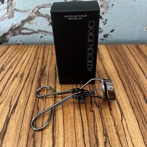 Addiction Tokyo The Eyelash Curler Silver
